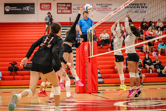 0798 Centennial vs Coon Rapids Girls Varsity Volleyball