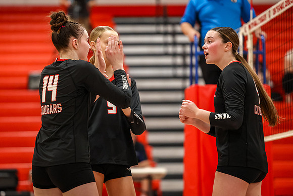 0978 Centennial vs Coon Rapids Girls Varsity Volleyball