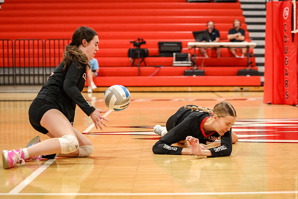 1000 Centennial vs Coon Rapids Girls Varsity Volleyball