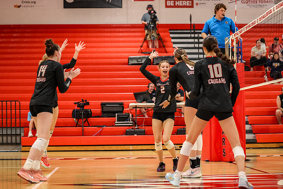 1386 Centennial vs Coon Rapids Girls Varsity Volleyball