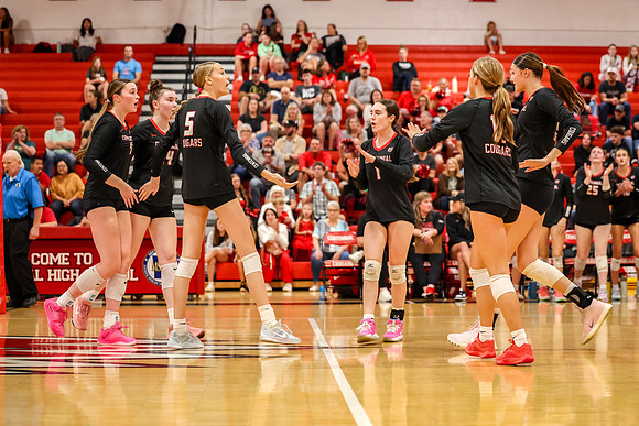 0179 Centennial vs Coon Rapids Girls Varsity Volleyball