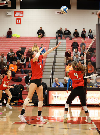 Centennial vs Anoka Girls Varsity Volleyball 335