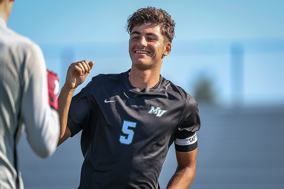 039 Mounds View vs Spring Lake Park Soccer