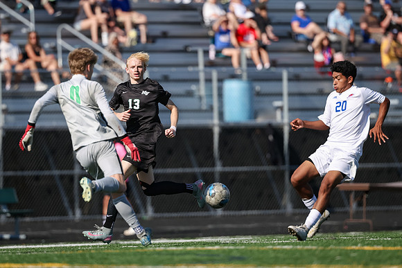 080 Mounds View vs Spring Lake Park Soccer