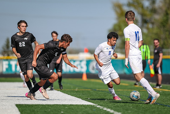 106 Mounds View vs Spring Lake Park Soccer