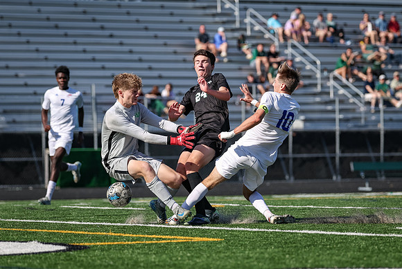 110 Mounds View vs Spring Lake Park Soccer