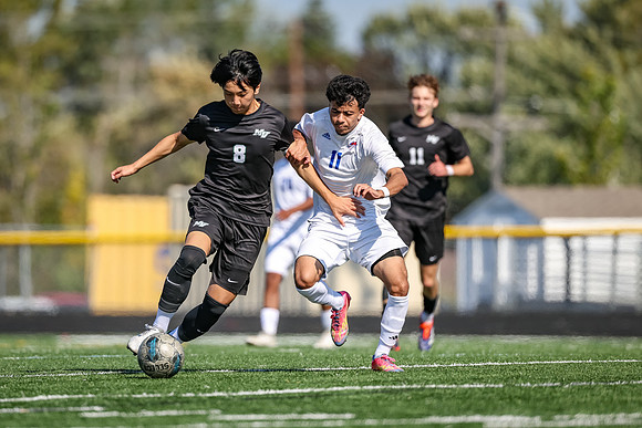 211 Mounds View vs Spring Lake Park Soccer