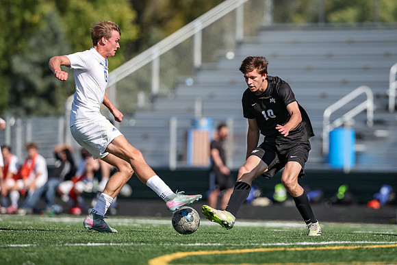 225 Mounds View vs Spring Lake Park Soccer