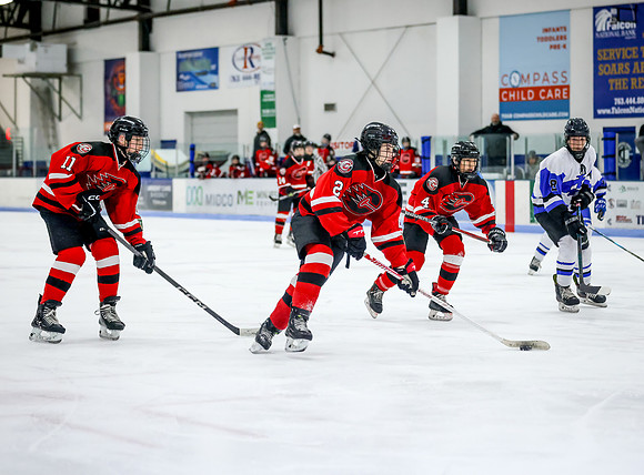 Centennial vs Cambridge Isanti Hockey 244