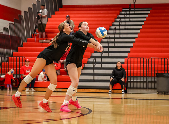 185 Centennial vs Maple Grove Varsity Volleyball