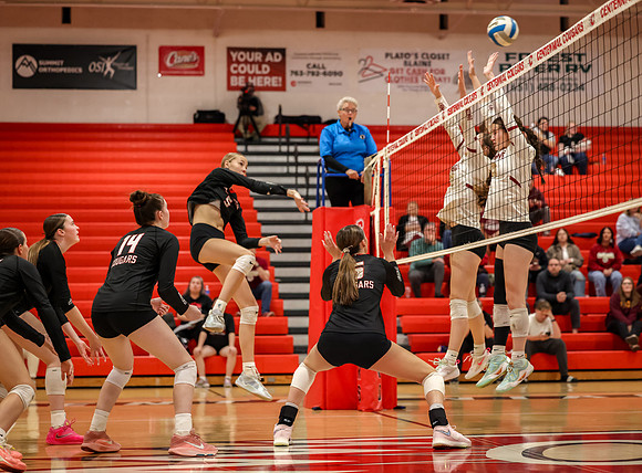 190 Centennial vs Maple Grove Varsity Volleyball