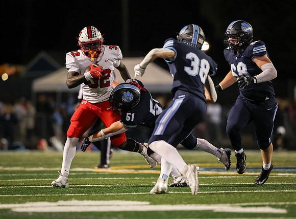 0127 Centennial vs Blaine Varsity Football