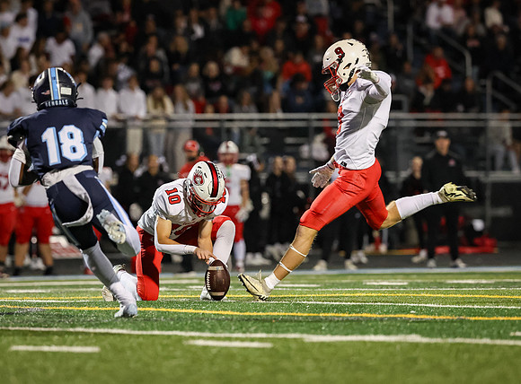 0149 Centennial vs Blaine Varsity Football