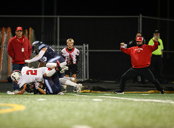 0153 Centennial vs Blaine Varsity Football