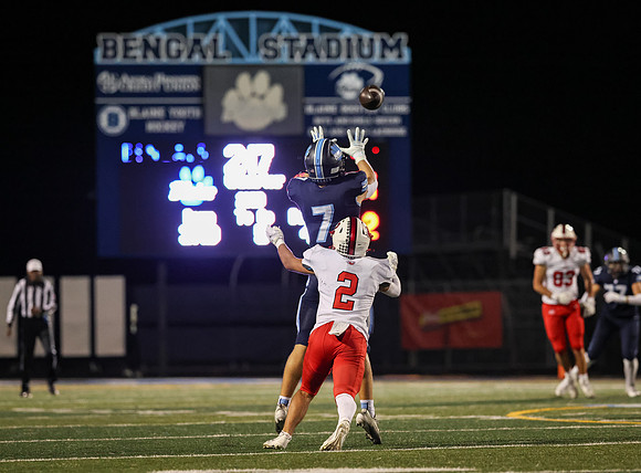 0174 Centennial vs Blaine Varsity Football