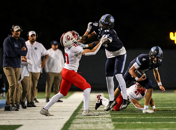 0193 Centennial vs Blaine Varsity Football