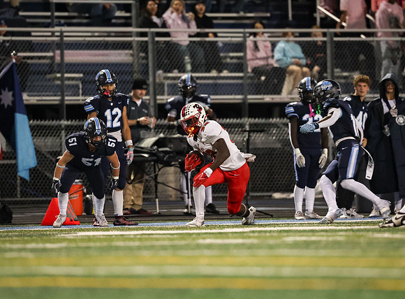 0233 Centennial vs Blaine Varsity Football
