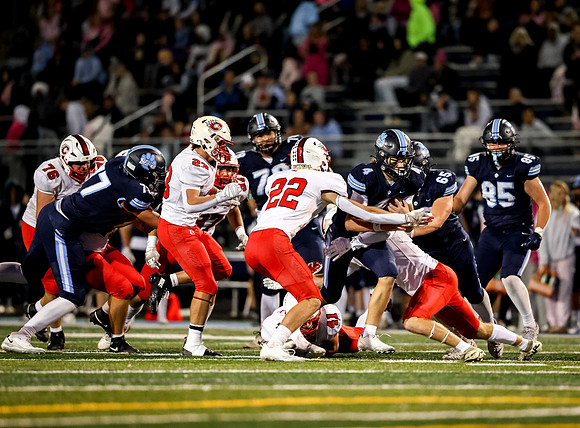 0240 Centennial vs Blaine Varsity Football