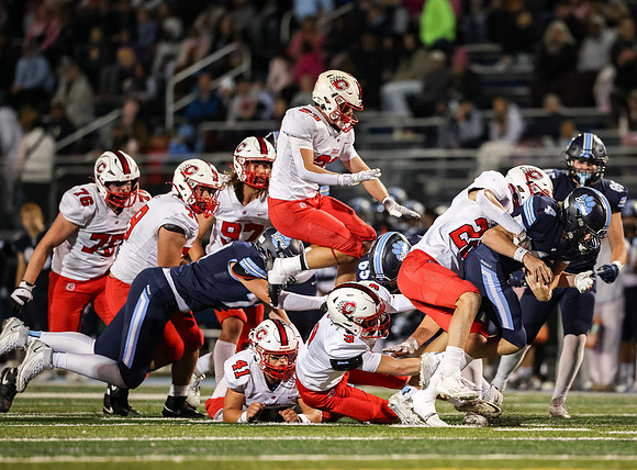 0243 Centennial vs Blaine Varsity Football