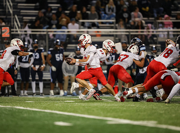 0258 Centennial vs Blaine Varsity Football
