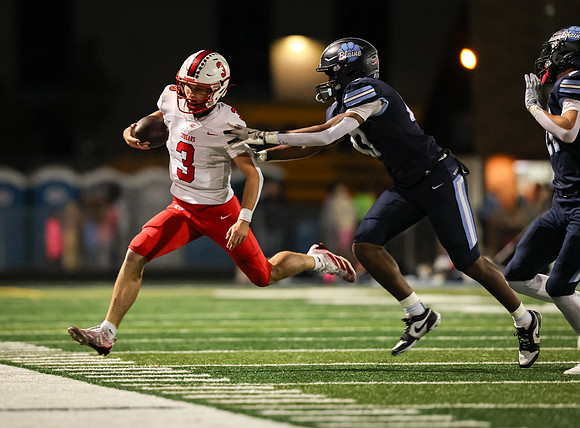 0275 Centennial vs Blaine Varsity Football