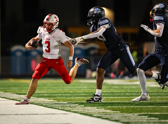 0276 Centennial vs Blaine Varsity Football