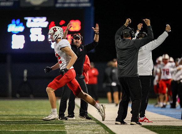0331 Centennial vs Blaine Varsity Football