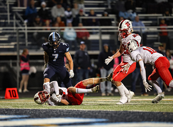 0338 Centennial vs Blaine Varsity Football