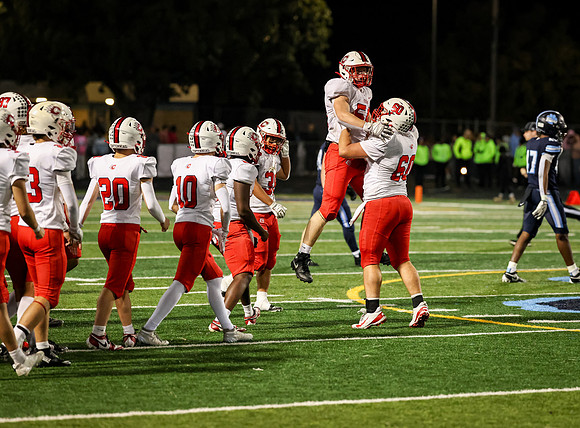 0371 Centennial vs Blaine Varsity Football