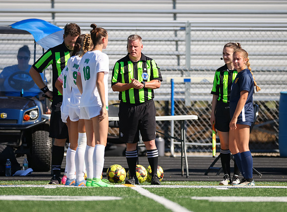 Mounds View vs Mahtomedi Girls Varisty Soccer 23