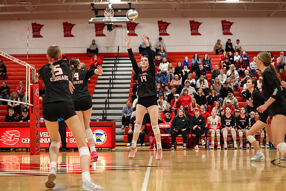 0594 Centennial vs Coon Rapids Varsity Volleyball