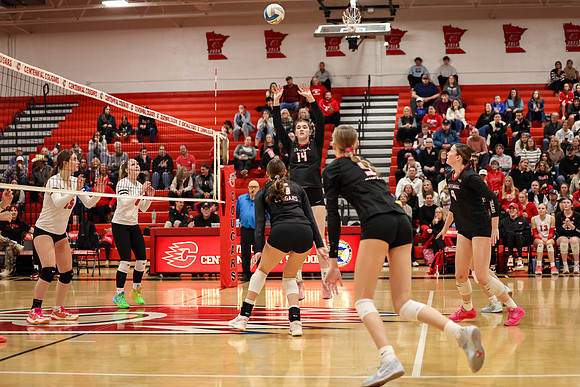 0712 Centennial vs Coon Rapids Varsity Volleyball