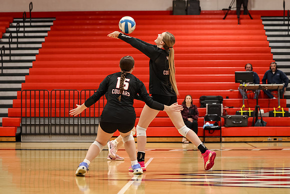 1111 Centennial vs Coon Rapids Varsity Volleyball