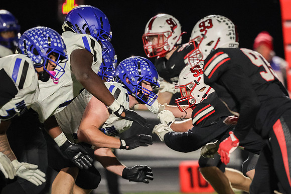0432 Centennial vs Hopkins Varsity Football-2