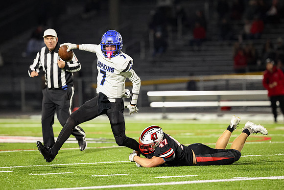 0475 Centennial vs Hopkins Varsity Football