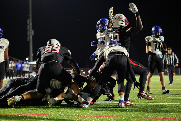 0116 Centennial vs Hopkins Varsity Football