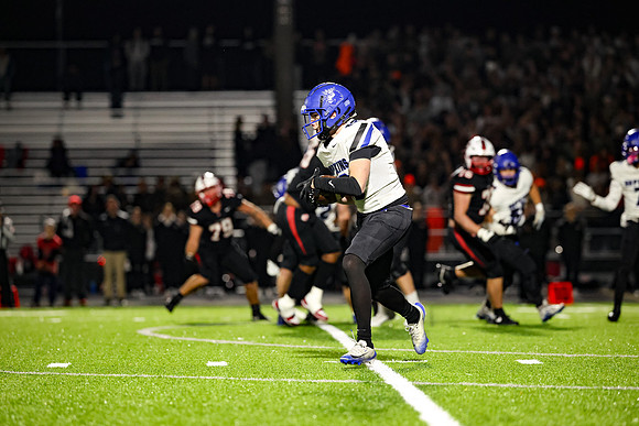 0120 Centennial vs Hopkins Varsity Football