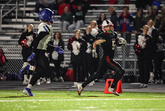 0124 Centennial vs Hopkins Varsity Football
