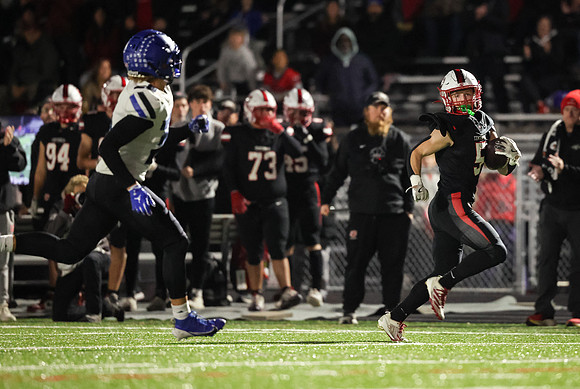 0123 Centennial vs Hopkins Varsity Football