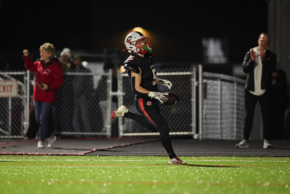 0128 Centennial vs Hopkins Varsity Football