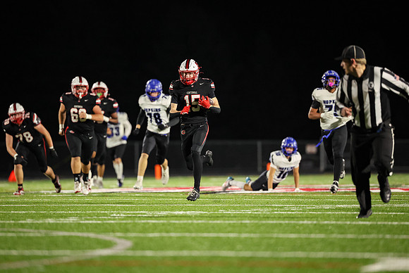 0143 Centennial vs Hopkins Varsity Football