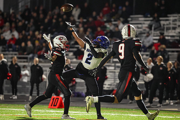 0219 Centennial vs Hopkins Varsity Football
