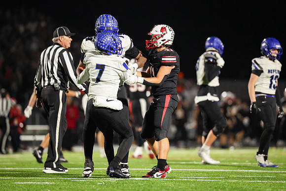 0257 Centennial vs Hopkins Varsity Football