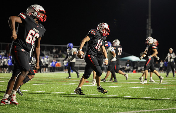 0382 Centennial vs Hopkins Varsity Football