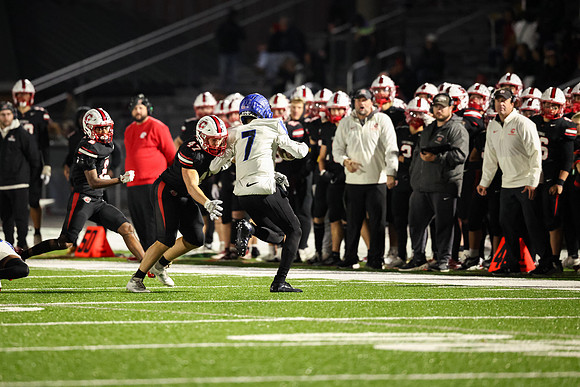0391 Centennial vs Hopkins Varsity Football