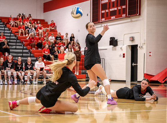 Centennial vs Mounds View Girls Varsity Volleyball 105