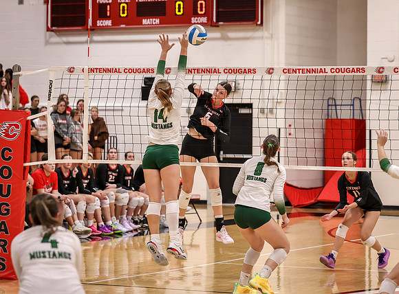 Centennial vs Mounds View Girls Varsity Volleyball 164