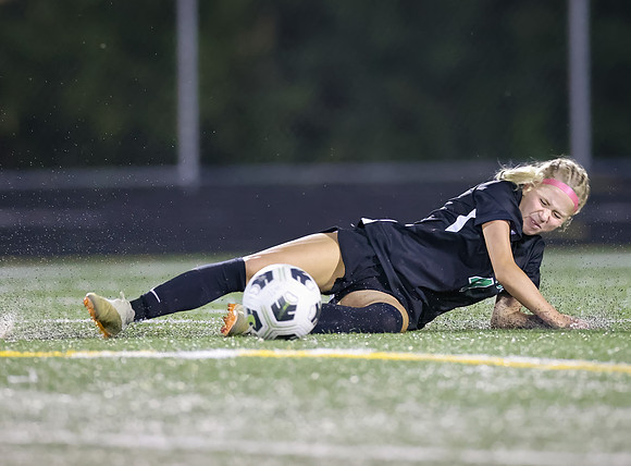 Mounds View vs Stillwater Varsity Soccer 50