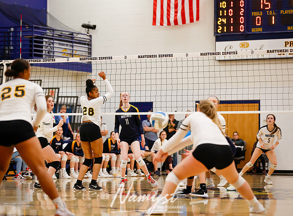 Mahtomedi vs Como Volleyball 1093