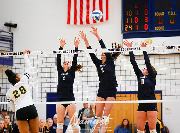 Mahtomedi vs Como Volleyball 1094